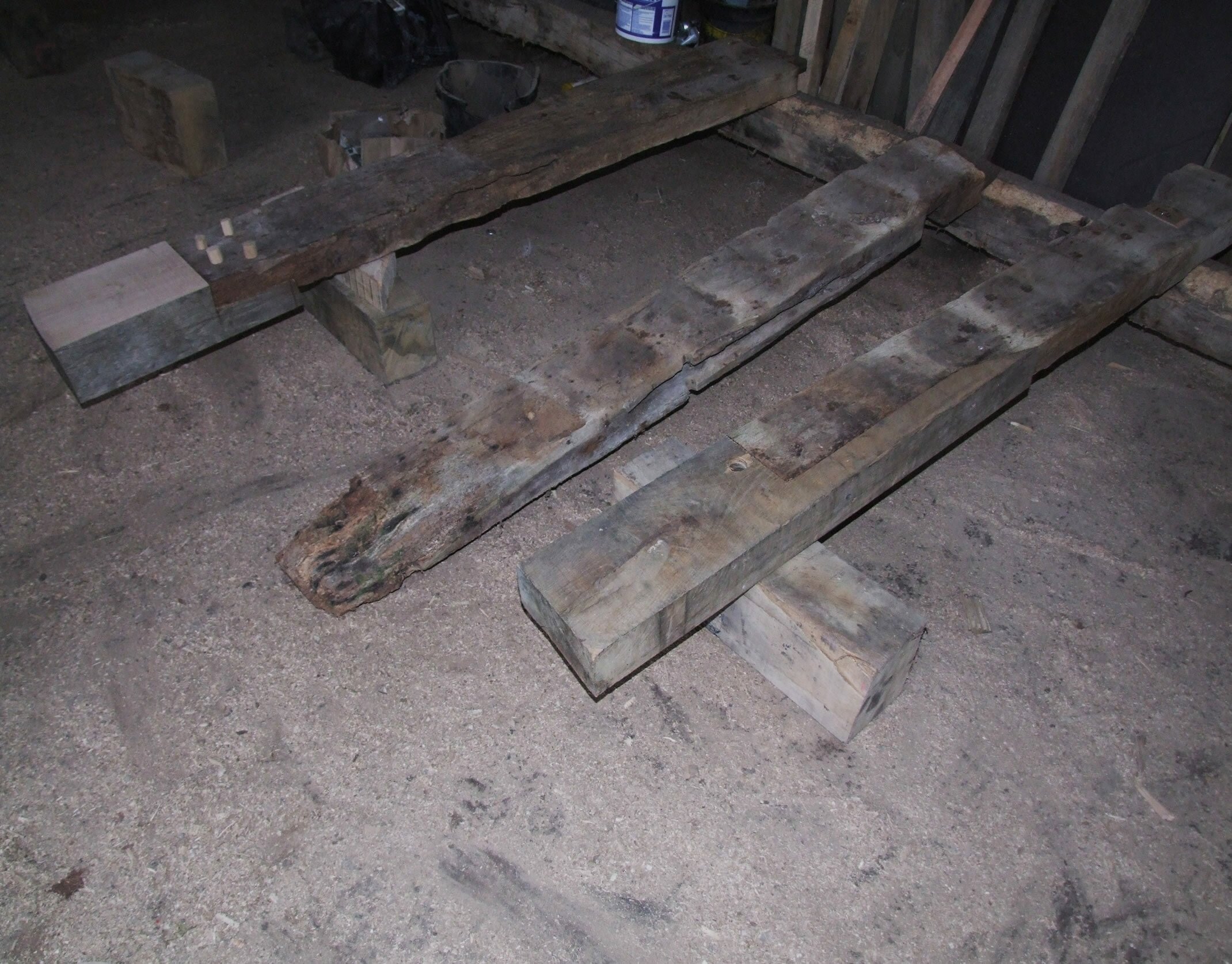 cruck frame