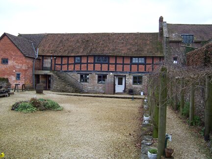 Click to go to Broadfield Court website